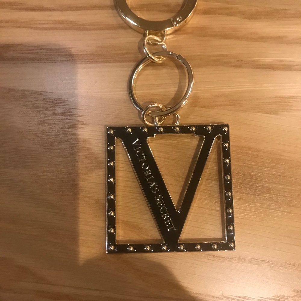 Vitória Secret Key Chain